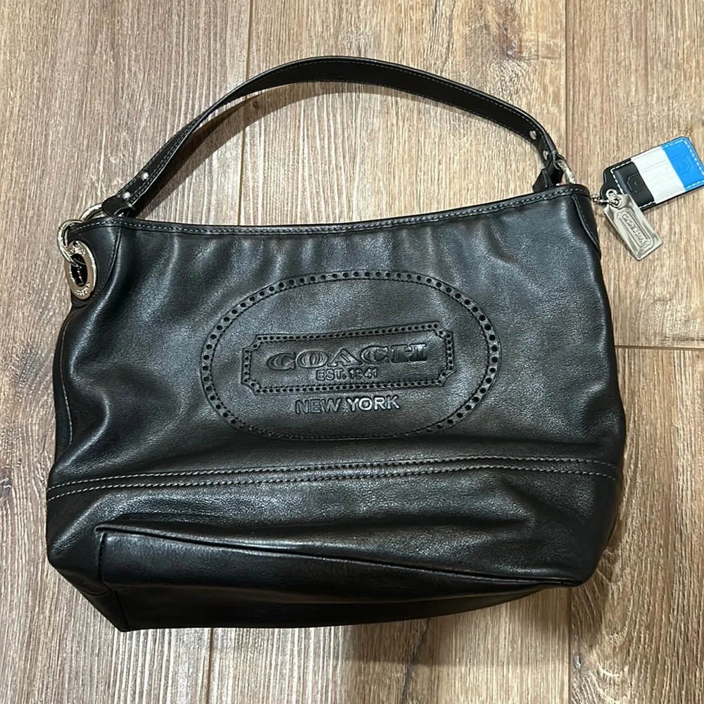 Women’s black leather coach handbag - Picture 1 of 10